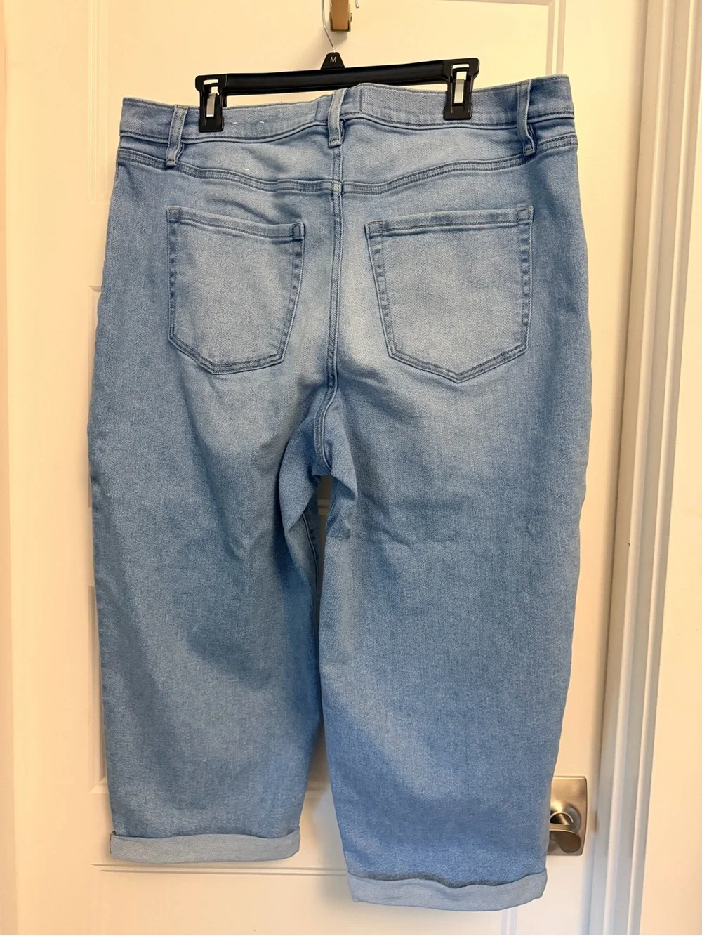 Lane Bryant Light Blue Cropped Jeans